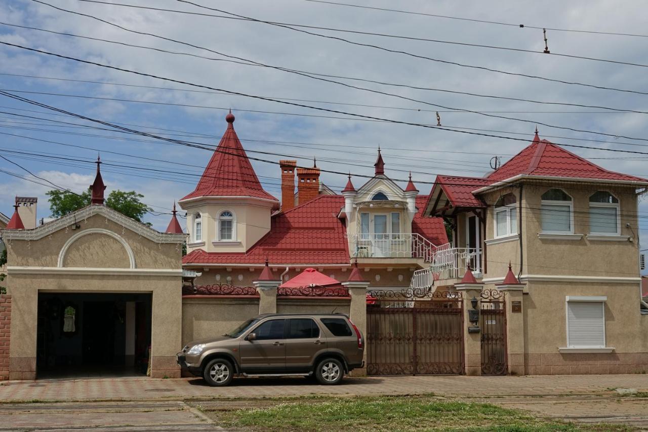 White House Apartments Odessa Exteriör bild