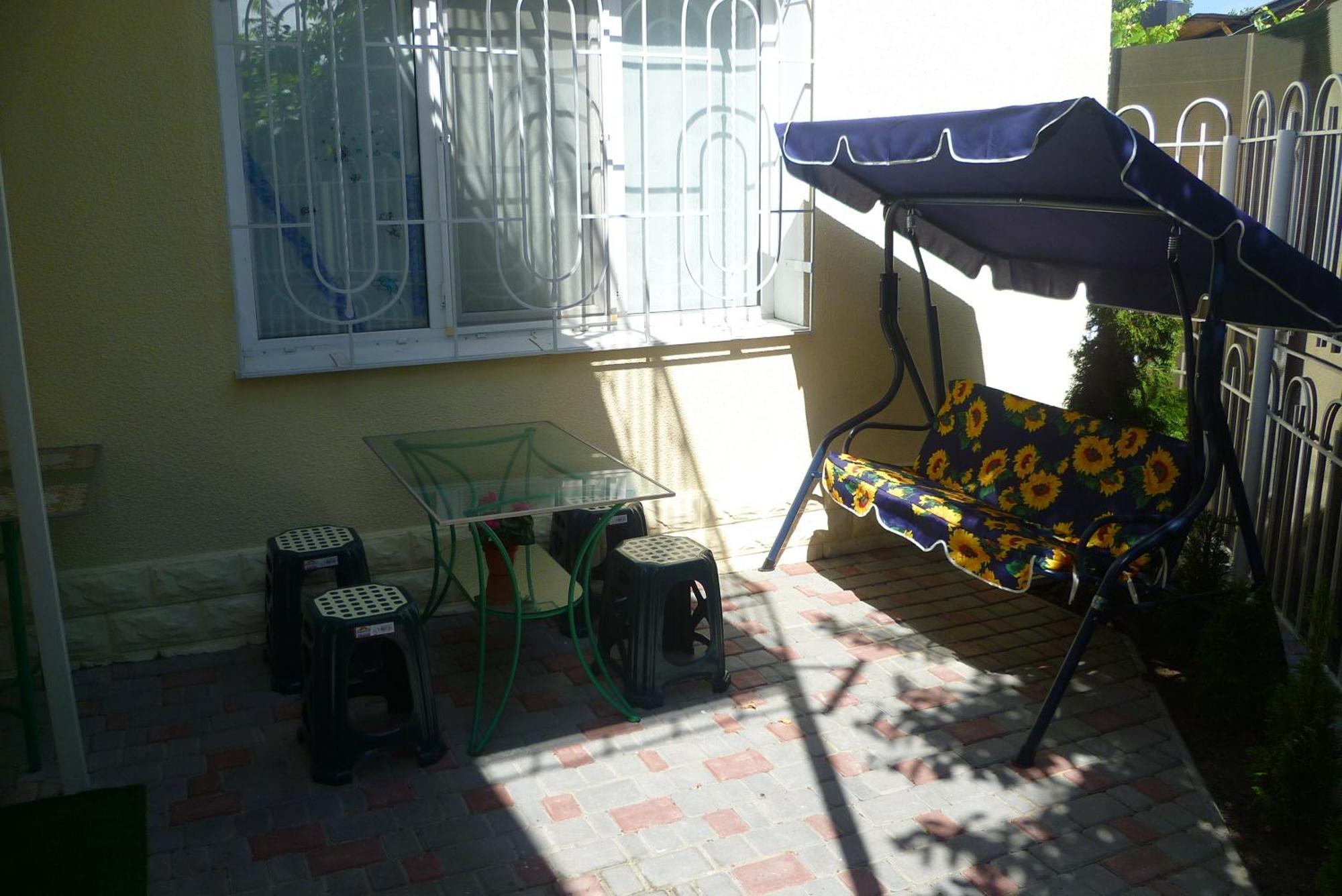 White House Apartments Odessa Rum bild